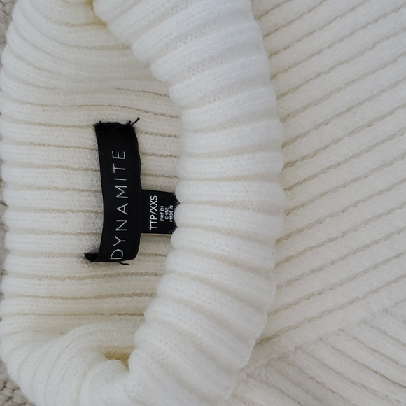 BNWOT Dynamite mockneck cropped cream sweater - Picture 2 of 2
